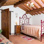 Tuia - Your Serene Getaway In Tuscany